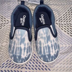 Oshkosh Unisex toddler tie dye slip on sneakers size 8